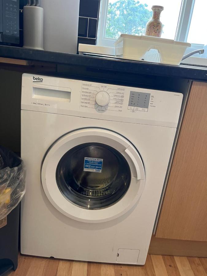 2 Bedroom Apartment, 5 Minutes From City Centre ニューカッスル・アポン・タイン エクステリア 写真